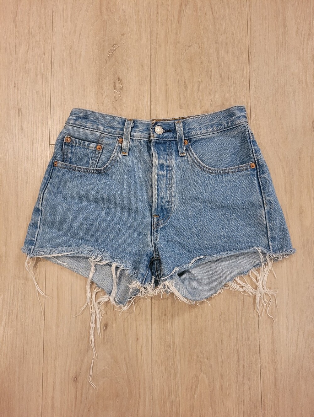 LEVI'S | 501 Denim Jean Shorts Distressed | Sz. 24